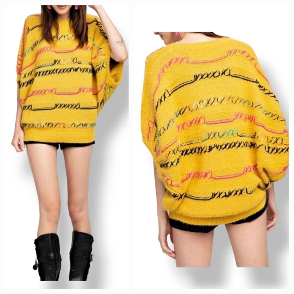 NEW Easel Whip Stitch Batwing Poncho Soft Sweater in Yellow Combo Size S/M